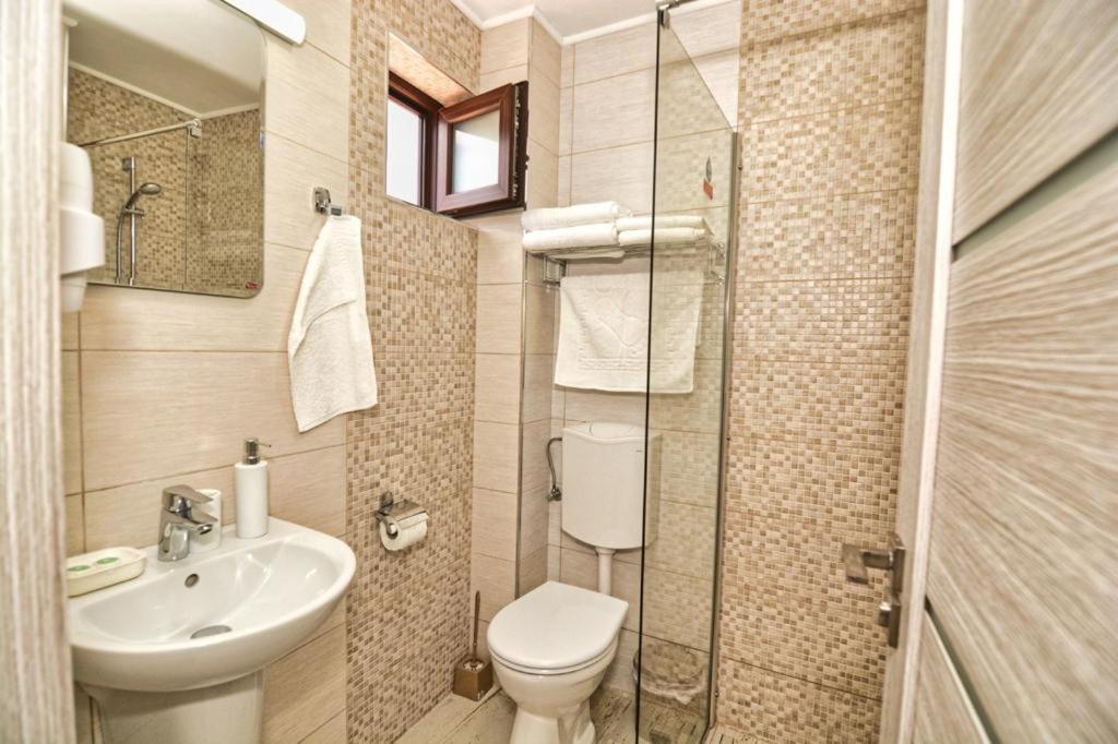 Hotel Casa Cizi Călimăneşti Esterno foto